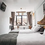 Pandan Karakoy Suıt